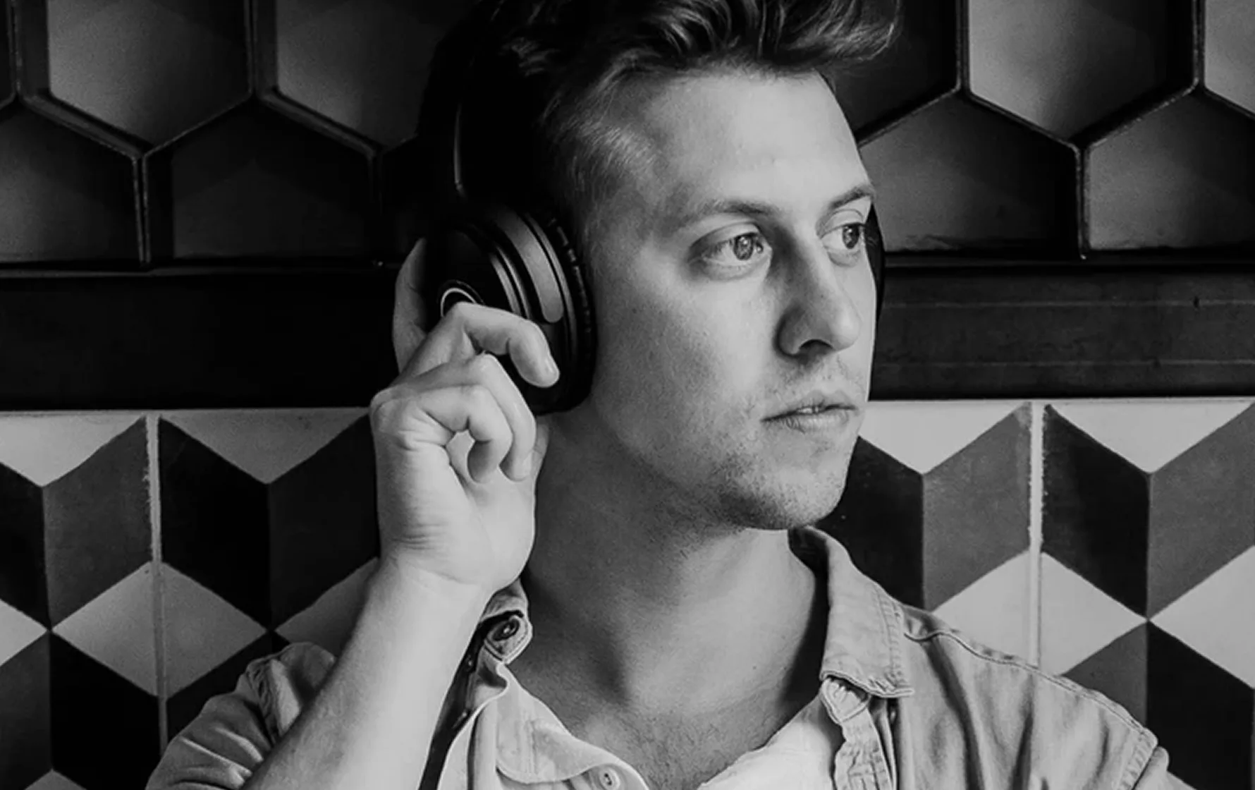 XX59 Headphones gallery 2